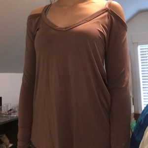 Shoulder cut out long sleeve